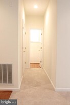 15220 Lord Culpeper Ct in Woodbridge, VA - Building Photo