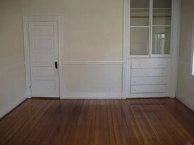 35 Waverly St, Unit 1 in Boston, MA - Building Photo