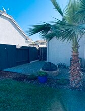 5620 Bloom Dr in Linda, CA - Building Photo - Building Photo