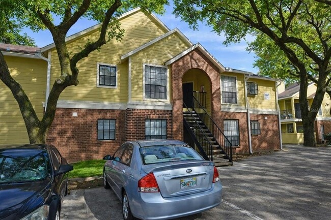 8627 Fancy Finch Dr in Tampa, FL - Building Photo - Building Photo