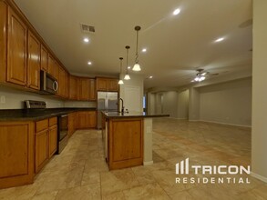 700 S 220th Ln in Buckeye, AZ - Building Photo - Building Photo