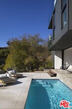 2635 Hargrave Dr in Los Angeles, CA - Building Photo - Building Photo