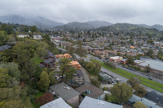 14 Gomez Way in Mill Valley, CA - Building Photo - Building Photo