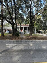 1112 E Victory Dr in Savannah, GA - Building Photo - Building Photo