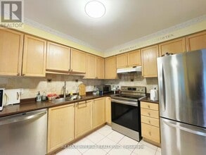 2955 Thomas St in Mississauga, ON - Building Photo - Building Photo