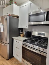 801 Osgoode Dr in London, ON - Building Photo - Building Photo