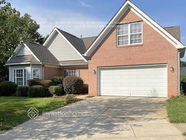 property at 4104 Plum Creek Ct