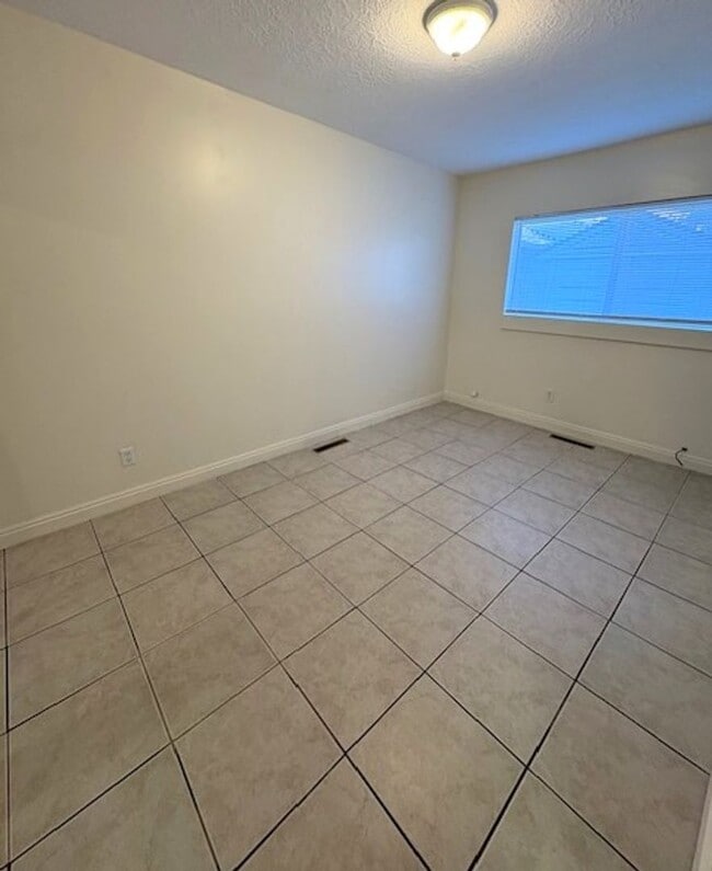322 Williams Ave S in Salt Lake City, UT - Building Photo - Building Photo