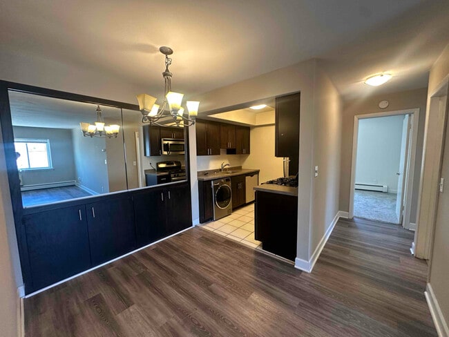 property at 2260 N Summit Ave