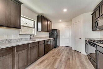 3076 Chillingham Dr in Forney, TX - Building Photo - Building Photo