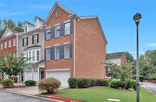 2954 Wintercrest Pl in Dunwoody, GA - Building Photo