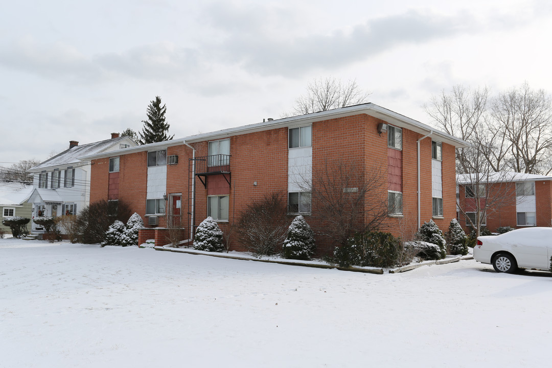 BrookDale Apartments in Rochester, NY - Foto de edificio