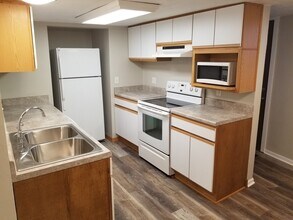 5972 State Road 60 in Hartford, WI - Building Photo - Building Photo