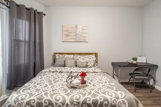 135 Fabyan Pl in Newark, NJ - Building Photo - Building Photo