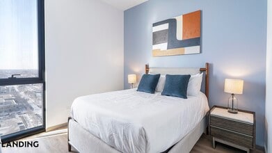 513 S Damen Ave, Unit 1906 in Chicago, IL - Building Photo - Building Photo