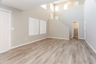 5256 Soledad Summit Ave in Las Vegas, NV - Building Photo - Building Photo