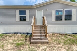 5055 County Rd 3540 in Cleveland, TX - Building Photo