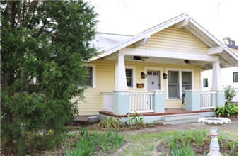 4804 Caswell Ave in Austin, TX - Building Photo - Building Photo