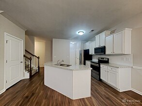 2269 Wentworth Park Dr in Morrow, GA - Building Photo - Building Photo