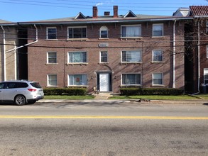 2351-2357 Brownsville Rd in Pittsburgh, PA - Building Photo - Building Photo