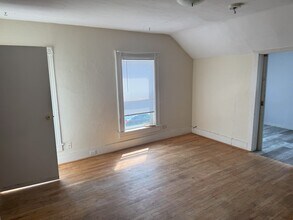 428 Chippewa St in Eau Claire, WI - Foto de edificio - Building Photo