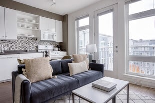 445 Artisan Way in Somerville, MA - Building Photo