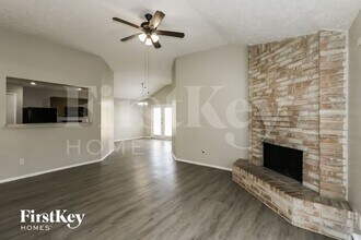 11008 Maidencane Ct in Houston, TX - Building Photo - Building Photo