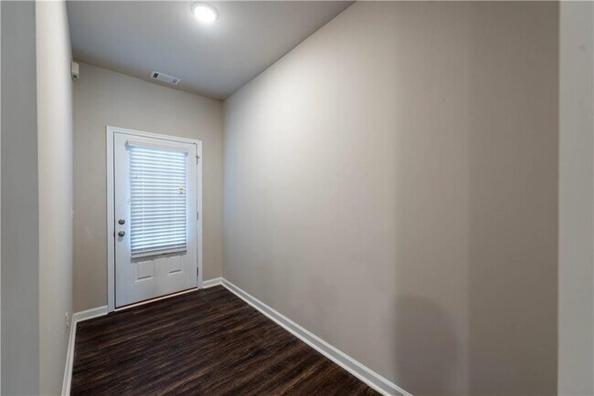 3832 Prospect Point Dr in Oakwood, GA - Building Photo - Building Photo