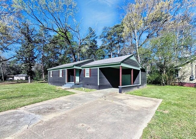 2261 Paden St in Jackson, MS - Building Photo - Building Photo