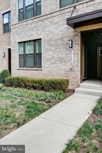 20687 Heron Landing Dr in Sterling, VA - Building Photo - Building Photo