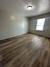 105 E Baltimore St in Syracuse, IN - Building Photo - Building Photo