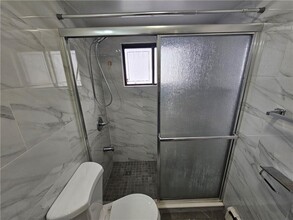 446 Clifton Ave in Staten Island, NY - Building Photo - Building Photo