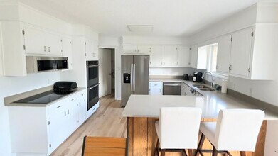 3460 W Lexington Avenue Ext in High Point, NC - Building Photo - Building Photo