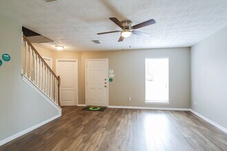 26614 Cypresswood Dr in Spring, TX - Building Photo - Building Photo