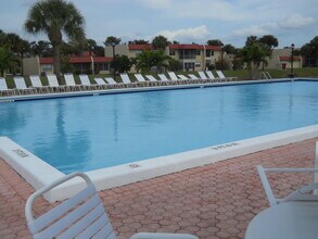 112 Lake Dora Dr in West Palm Beach, FL - Building Photo - Building Photo