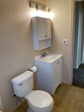 318 Russell St in Pontiac, MI - Foto de edificio - Building Photo