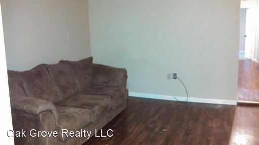 1100 Philadelphia St in Indiana, PA - Foto de edificio - Building Photo