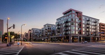 Maverick North Loop Apartments