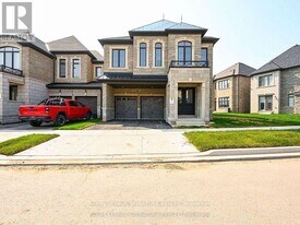 3448 Mosley Gate in Oakville, ON - Building Photo