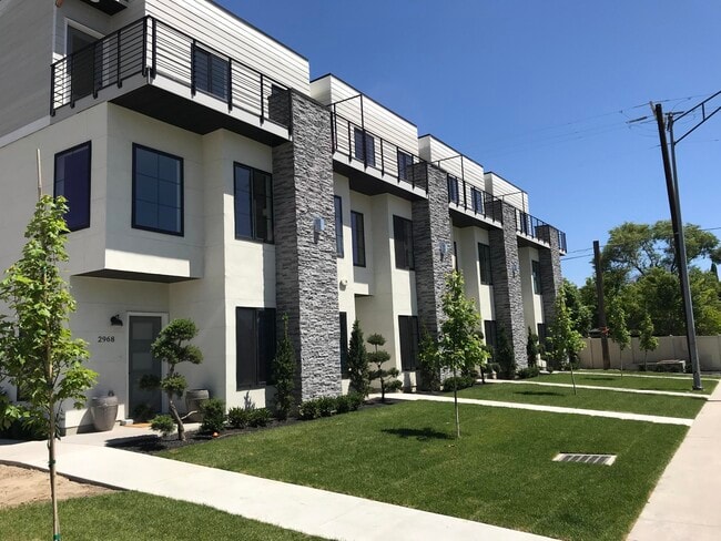 property at 2970 Richmond View Ct