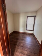 5648 W Higgins Ave in Chicago, IL - Building Photo - Building Photo