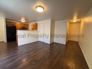 3958 Village Dr in Carson City, NV - Foto de edificio - Building Photo