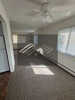 471 Ginger Pl in Trotwood, OH - Building Photo