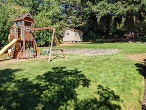 4625 SW Pendleton St in Portland, OR - Building Photo - Building Photo