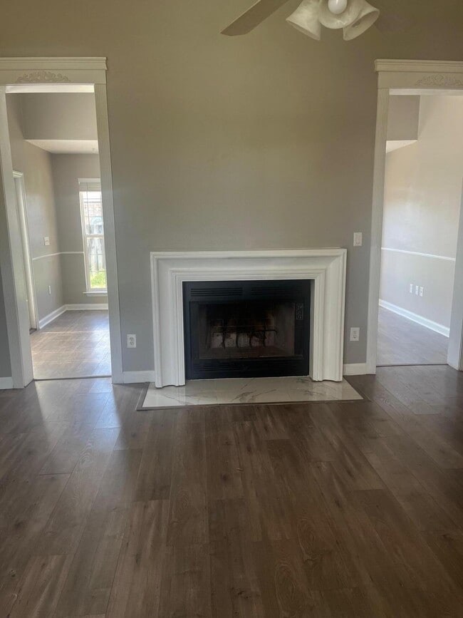 9665 Leeward Way in Navarre, FL - Building Photo - Building Photo