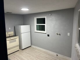 507 Pennsylvania Ave in Irwin, PA - Building Photo