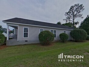 147 Trillium Rd in Columbia, SC - Foto de edificio - Building Photo