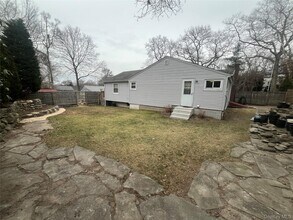 178 Adirondack Dr in Selden, NY - Building Photo - Building Photo