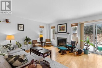 221 Station Blvd in Ottawa, ON - Building Photo - Building Photo