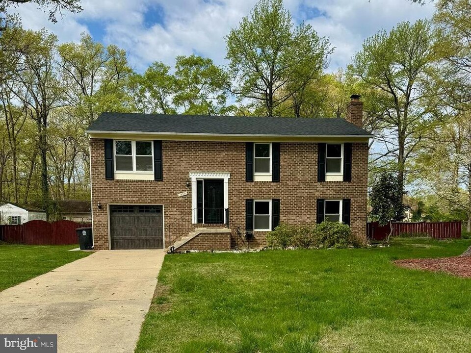 15501 Maple Dr in Accokeek, MD - Building Photo